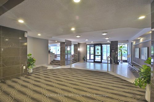 1901-8 Lisa St, Brampton, ON, L6T4S6 | Card Image