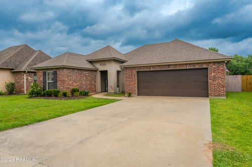 225 Oak Hill Ln, Youngsville, LA, 70592-6170 | Card Image