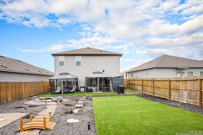 7129 Pisces Way, House other with 3 bedrooms, 3 bathrooms and null parking in Converse TX | Image 35
