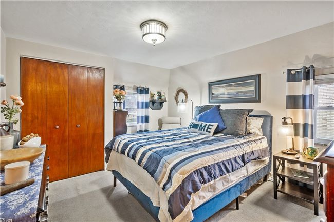 1009 Connor Rd, House other with 5 bedrooms, 2 bathrooms and 1 parking in Castle Shannon PA | Image 16