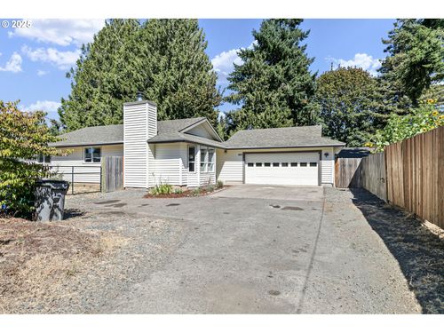 2331 E Irwin Way, Eugene, OR, 97402-1177 | Card Image