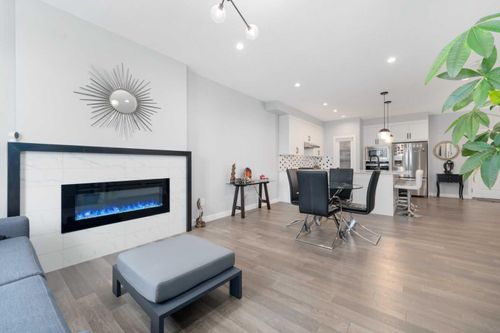 40 Walgrove Mews Se, Calgary, AB, T2X4A3 | Card Image