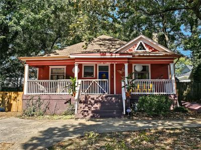 1896 Memorial Drive Se, House other with 3 bedrooms, 2 bathrooms and 3 parking in Atlanta GA | Image 2