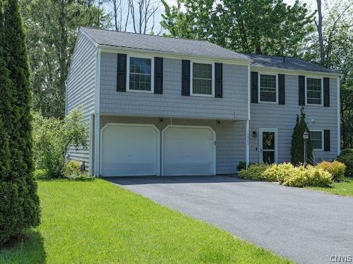 3082 Amberlea Ln, Lysander, NY, 13027-1614 | Card Image