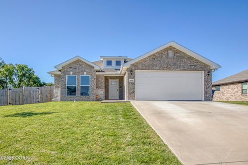 2004 Greydon Ln, Webb City, MO, 64870-9278 | Card Image