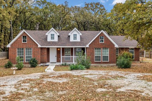 4818 Blue Water Cir, Granbury, TX, 76049-1748 | Card Image