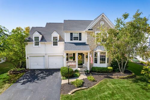 7905 Glenmore Dr, Powell, OH, 43065-7951 | Card Image