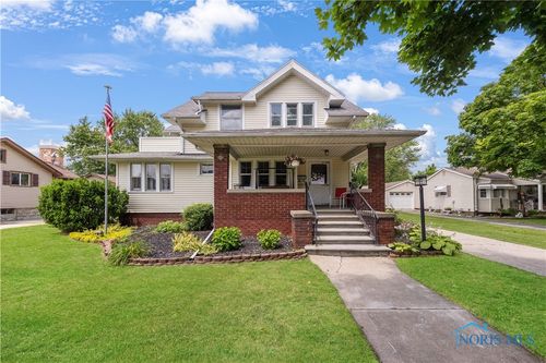 125 Cherry St, Wauseon, OH, 43567-1516 | Card Image