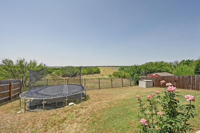 A large fully fenced backyard with no back neighbors! | Image 23