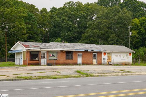 4205 S Pine St, spartanburg, SC, 29302-3683 | Card Image