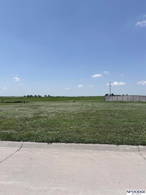 1032 Brickyard Dr, Hooper, NE, 68031-1351 | Card Image