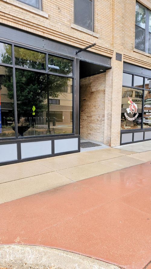 414 S Main St, ABERDEEN, SD, 57401-4127 | Card Image