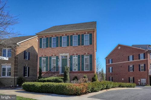 376 Parkview Ave, GAITHERSBURG, MD, 20878-4044 | Card Image