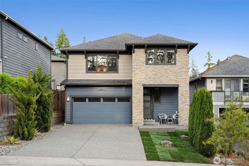 18405 15th Ave W, Lynnwood, WA, 98037-4951 | Card Image