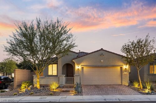 129 Pivot Ave, North Las Vegas, NV, 89031-6907 | Card Image