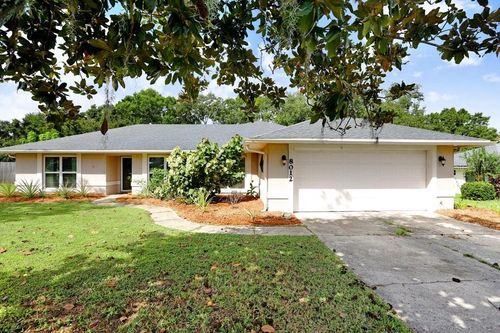 8012 Holly Ridge Dr, LAKELAND, FL, 33810-1313 | Card Image