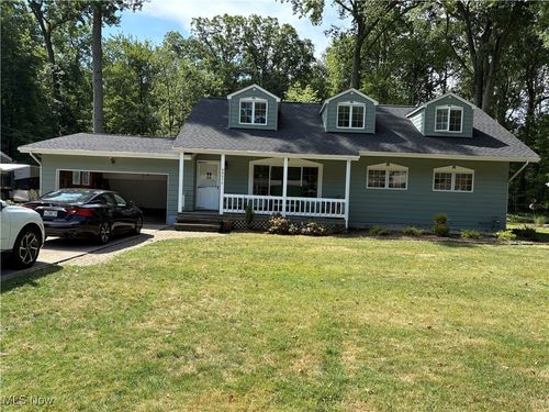 34371 Puth Dr, Avon, OH, 44011-1913 | Card Image