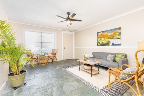 apt-108-1611 Miller St, Honolulu, HI, 96813-1881 | Card Image