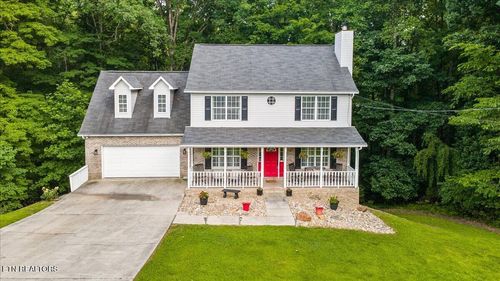 153 Autumn Dr, Clinton, TN, 37716-5381 | Card Image