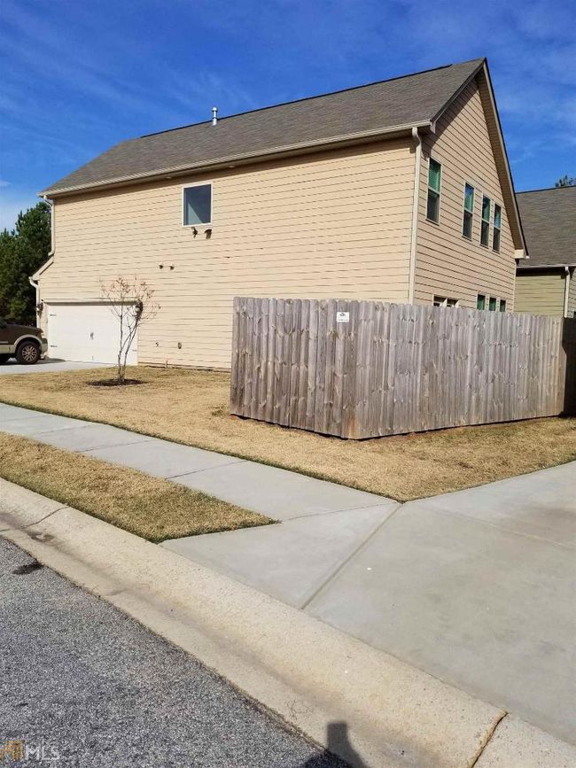2478 Oakleaf Rdg, House other with 3 bedrooms, 3 bathrooms and 2 parking in Lithonia GA | Image 4