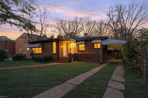 2738 Corprew Avenue, Norfolk, VA, 23504 | Card Image