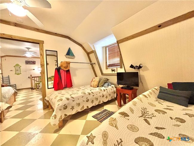 604 N 14 Th St, House other with 3 bedrooms, 3 bathrooms and null parking in Port O Connor TX | Image 25