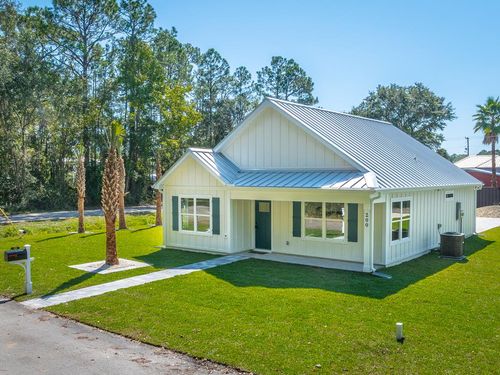 200 13th St, Apalachicola, FL, 32320-1332 | Card Image