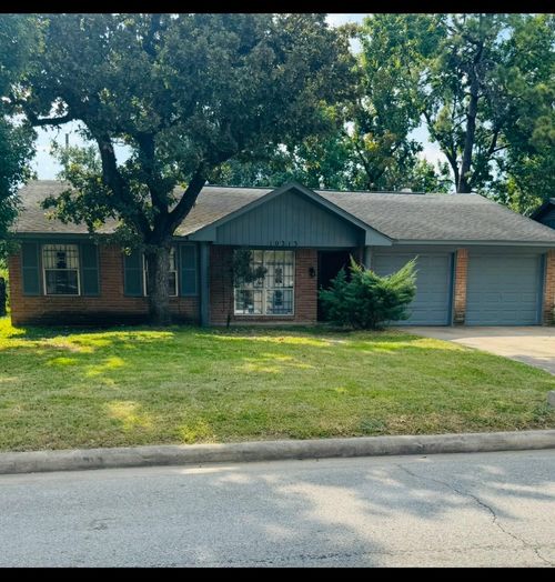 10313 Blades St, Houston, TX, 77016-3405 | Card Image