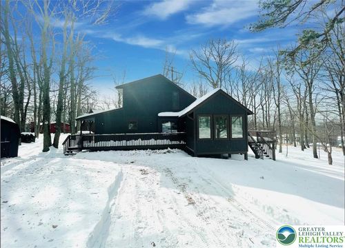 103 Ashley Ct, Bushkill, PA, 18324-7796 | Card Image