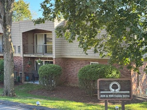 apt-301-605 Calais Dr, Pittsburgh, PA, 15237-4545 | Card Image