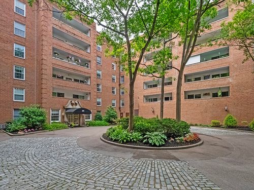 511-300 Fox Chapel Rd, Pittsburgh, PA, 15238-2327 | Card Image