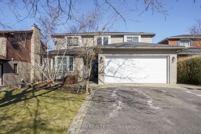 38 Larkspur Cres, House other with 3 bedrooms, 4 bathrooms and 6 parking in Ancaster ON | Image 2