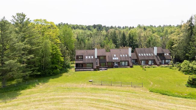 UNIT-44 - 210 Field Rd, Condo with 4 bedrooms, 4 bathrooms and null parking in Stowe VT | Image 38