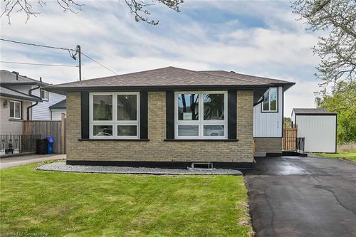 228 Eaglewood Dr, Hamilton, ON, L8W1S9 | Card Image