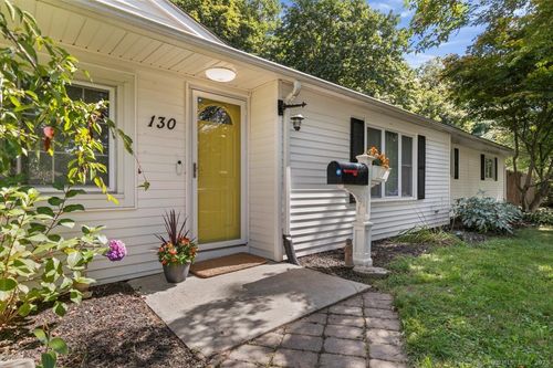 130 Edwards Rd, Cheshire, CT, 06410-2703 | Card Image