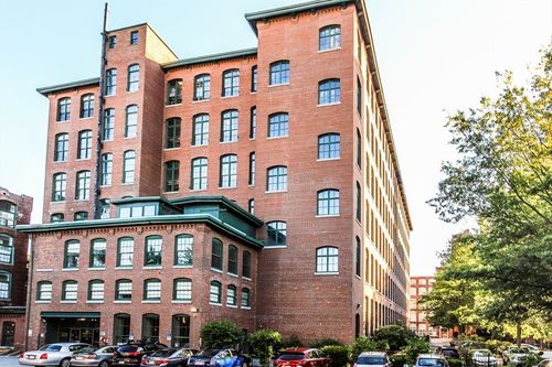 street-200 Market St, Lowell, MA, 01852-1800 | Card Image