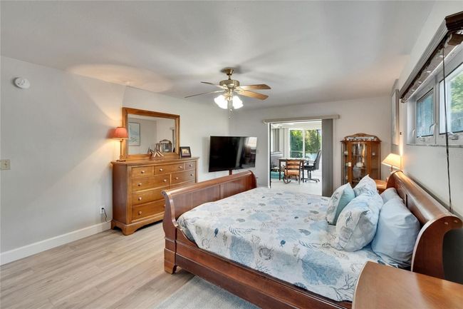 6530 Manila Palm Way, House other with 4 bedrooms, 2 bathrooms and null parking in APOLLO BEACH FL | Image 17