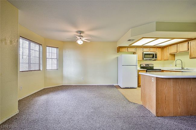 UNIT-2090 - 8410 Eldora Ave, Condo with 2 bedrooms, 2 bathrooms and null parking in Las Vegas NV | Image 9
