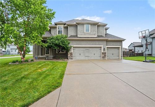 1001 Se Scarlet Ct, Blue Springs, MO, 64014-4566 | Card Image