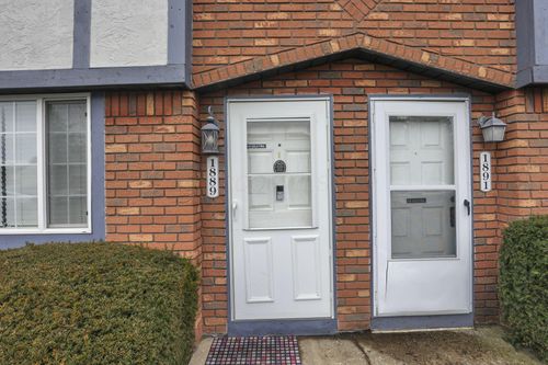 1889 Slaton Ct, Columbus, OH, 43235-5945 | Card Image