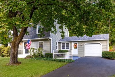 37 Bradford Drive, House other with 4 bedrooms, 1 bathrooms and null parking in Windsor CT | Image 3