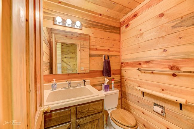 742 W Old Mullan Trl, Home with 4 bedrooms, 3 bathrooms and null parking in Elliston MT | Image 44