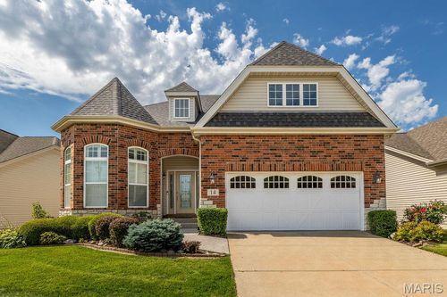 14 Burgundy Place Dr, Dardenne Prairie, MO, 63368-7577 | Card Image