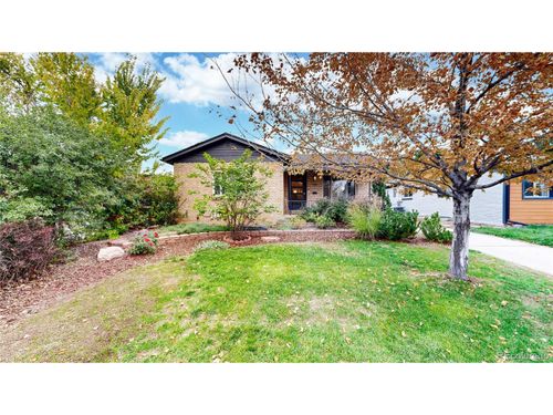 940 Grape St, Denver, CO, 80220-4427 | Card Image