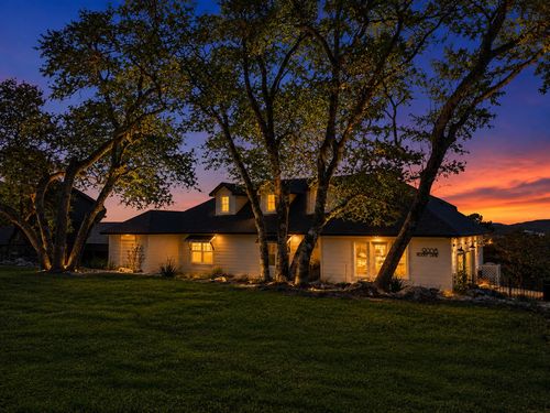 9008 Hobby Ln, Jonestown, TX, 78645-9619 | Card Image