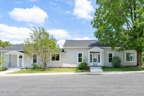 1007 Spring St, Johnson City, TN, 37604-6860 | Card Image