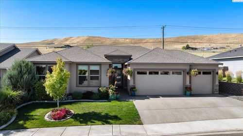 2629 W 44th Pl, Kennewick, WA, 99337-4561 | Card Image