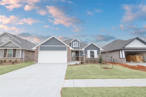 10305 Sw 55th Ter, Mustang, OK, 73064-7620 | Card Image