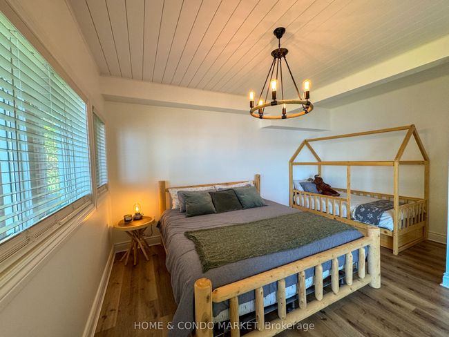14 Charles Ave, House other with 5 bedrooms, 3 bathrooms and 6 parking in McKellar ON | Image 30