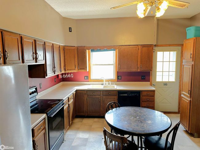 108 N Bloomfield Ave, House other with 4 bedrooms, 3 bathrooms and null parking in Bloomfield IA | Image 5